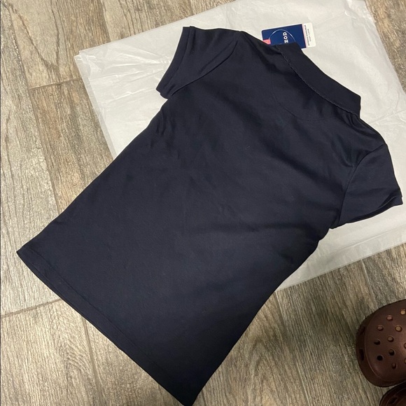 IZOD approved school wear uniform top. - Picture 7 of 10